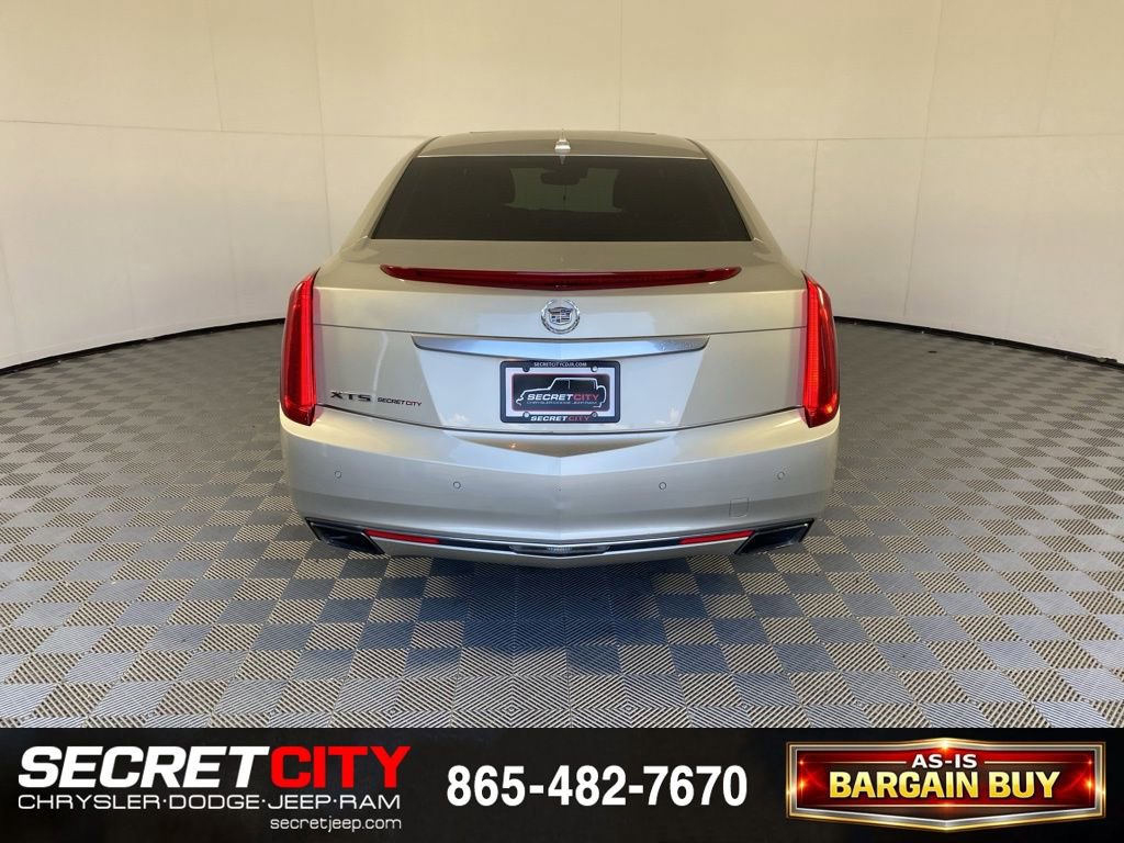 Used 2013 Cadillac XTS Luxury w/ Driver Awareness Package FWD image 6