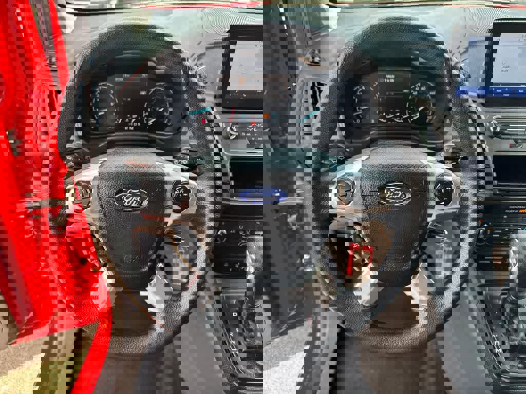 Used 2021 Ford Transit Connect XLT image 19