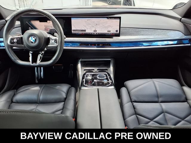 Used 2023 BMW 740i RWD image 12