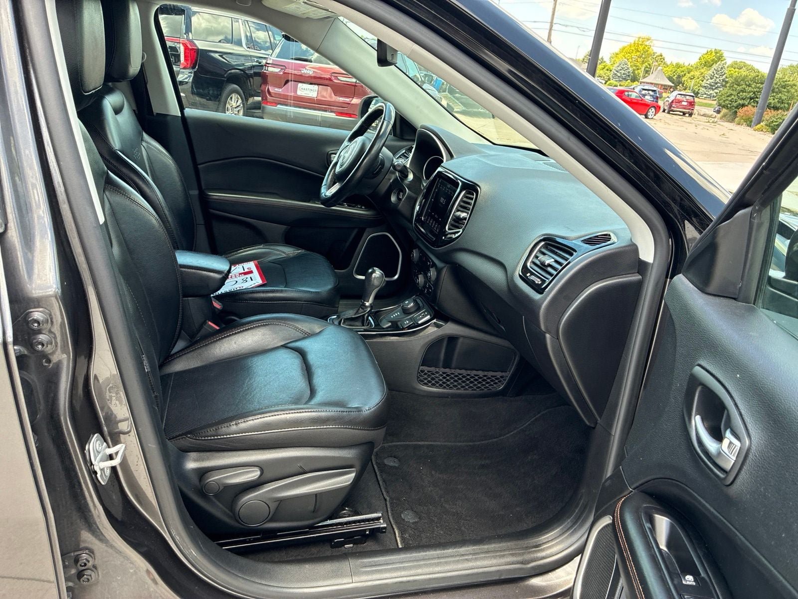 Used 2018 Jeep Compass Limited AWD/4WD image 17