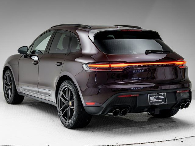 Certified 2023 Porsche Macan Turbo image 3
