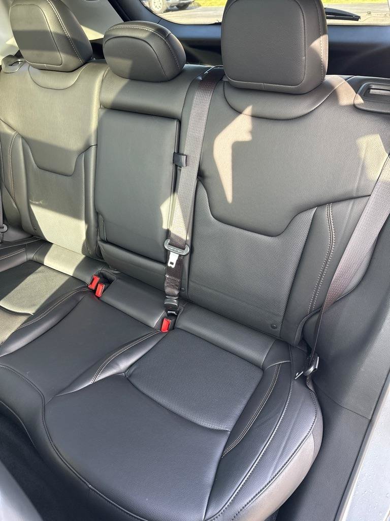 Used 2022 Jeep Compass Limited w/ Sun and Sound Group AWD/4WD image 25