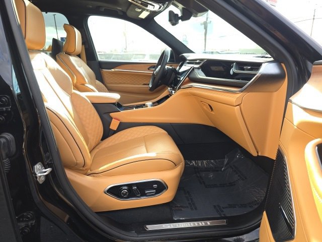 Used 2024 Jeep Grand Cherokee L Summit image 48