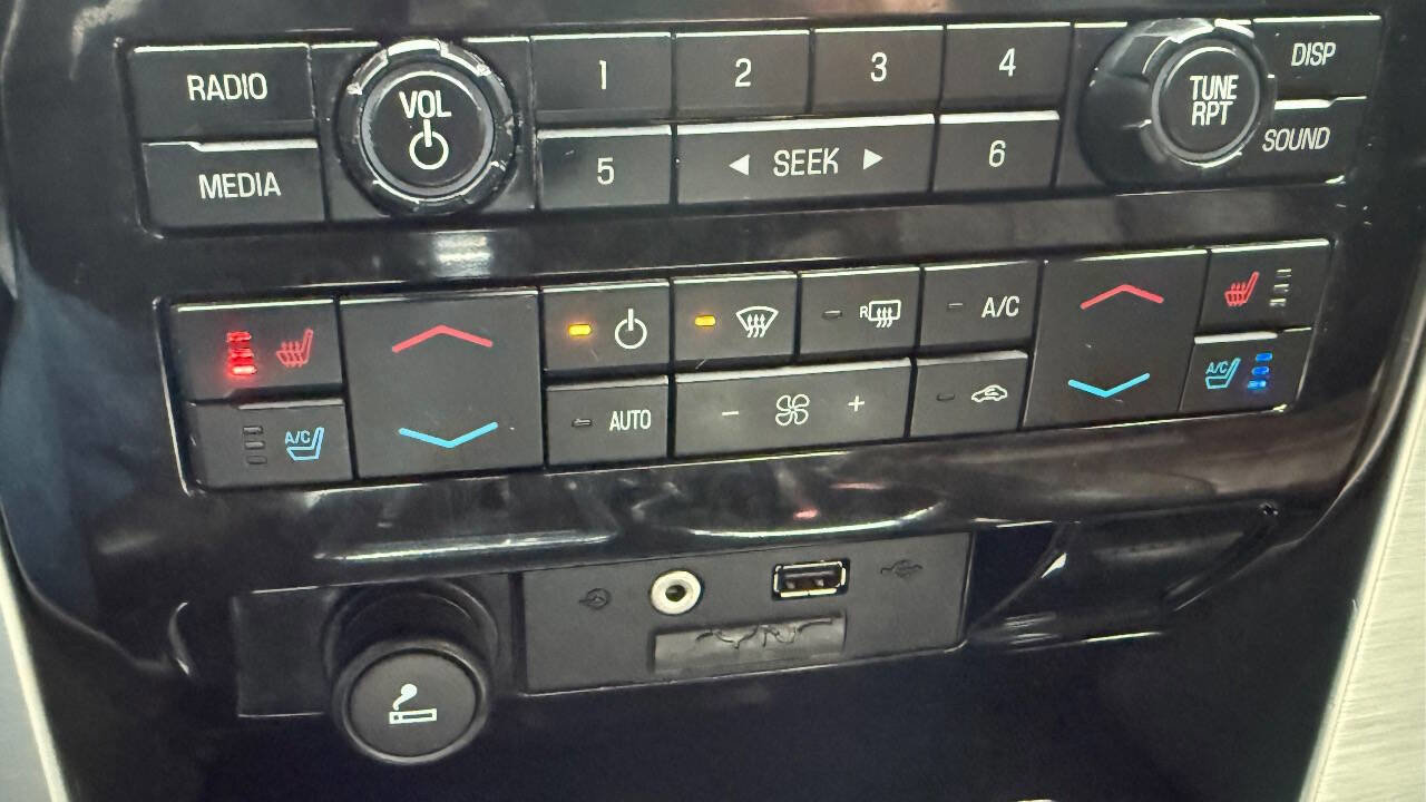 Used 2011 Ford F150 Platinum AWD/4WD image 32