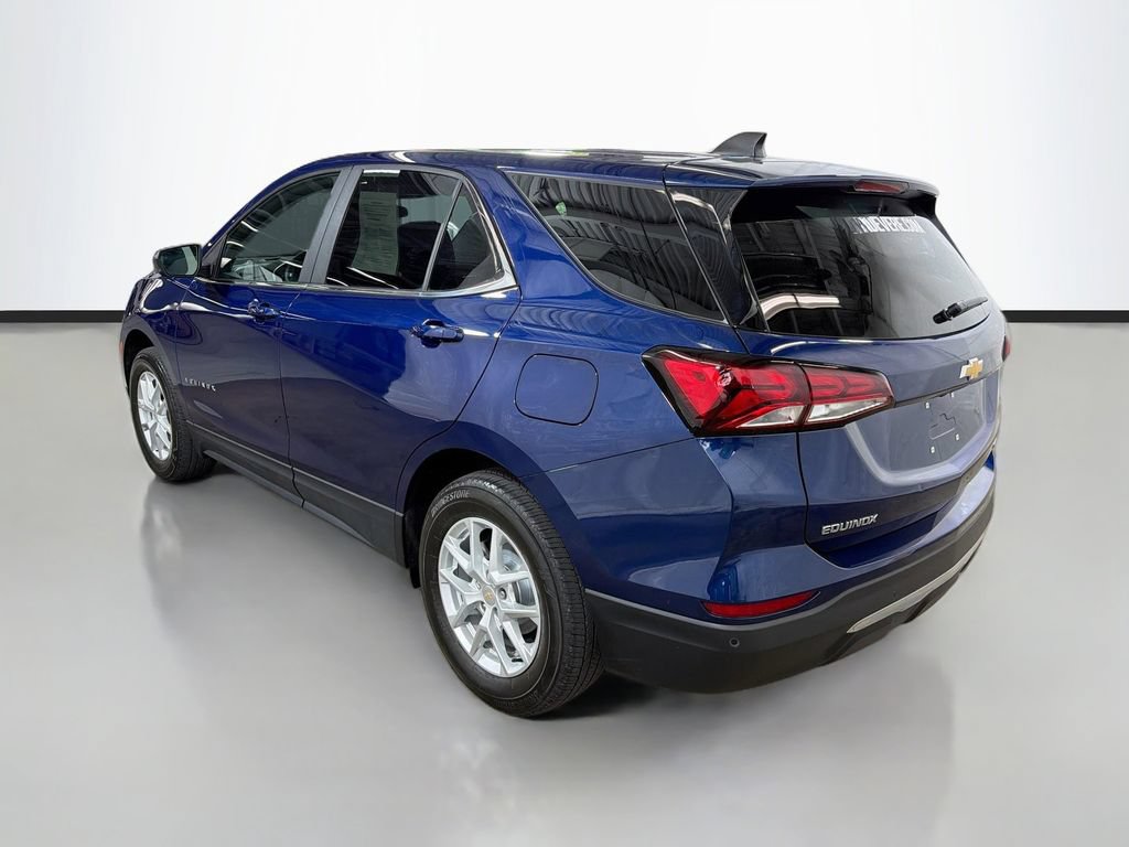 Used 2023 Chevrolet Equinox LT w/ Driver Convenience Package AWD/4WD image 7