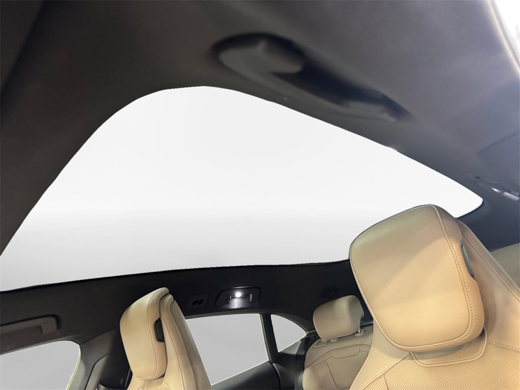 Used 2022 Porsche Taycan 4 Cross Turismo image 23