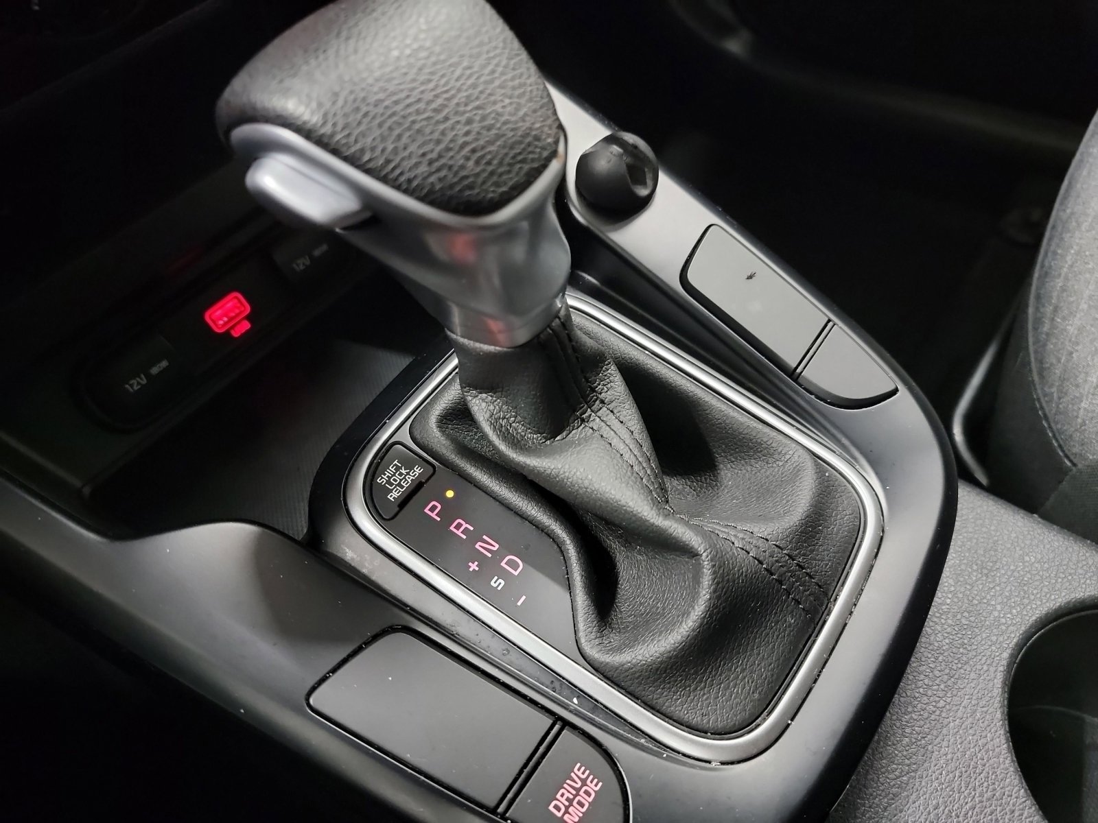 Used 2020 Kia Soul S FWD image 33
