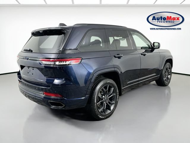 Used 2023 Jeep Grand Cherokee 30th Anniversary image 7