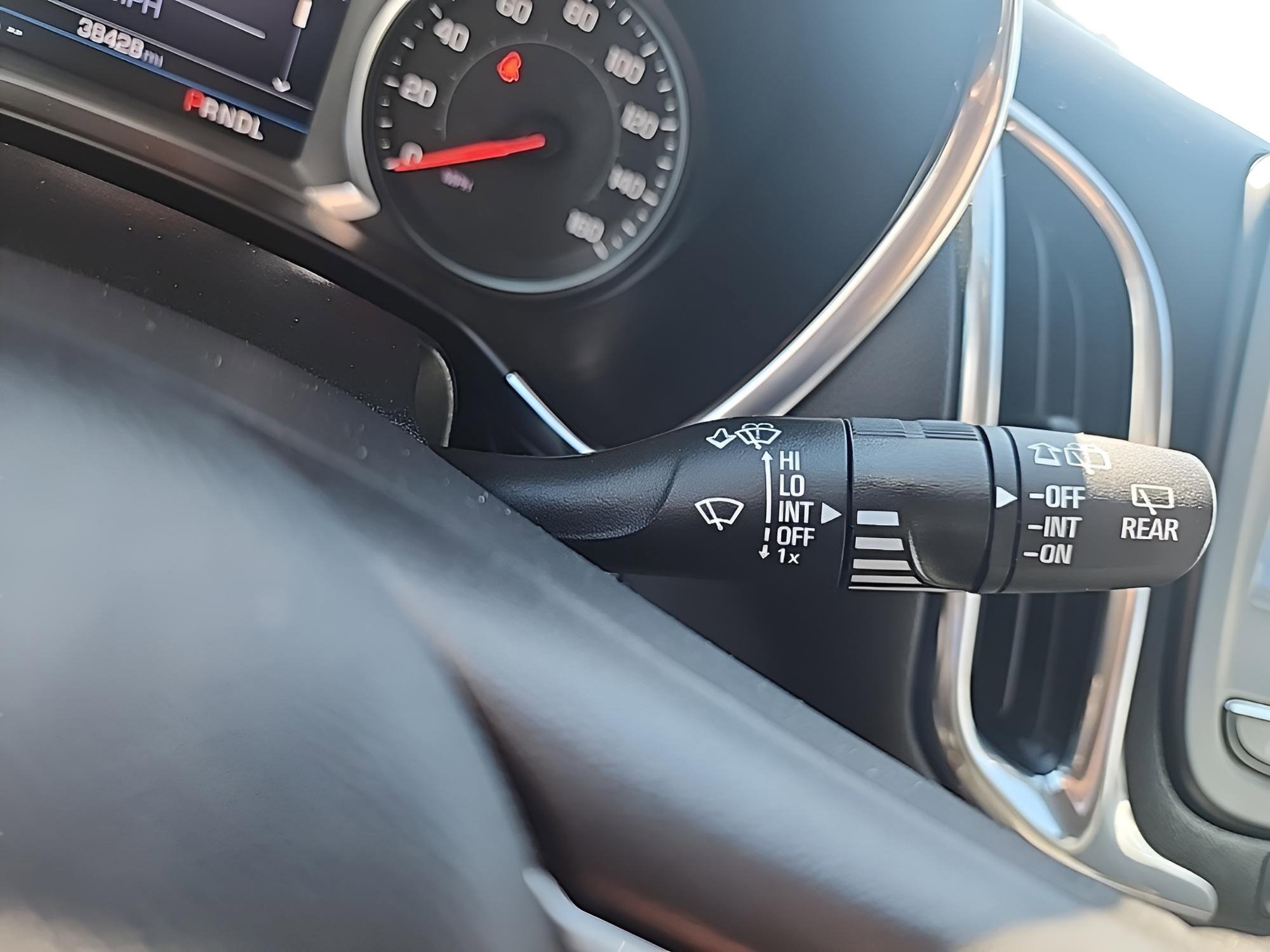 Used 2022 Chevrolet Equinox LT image 23