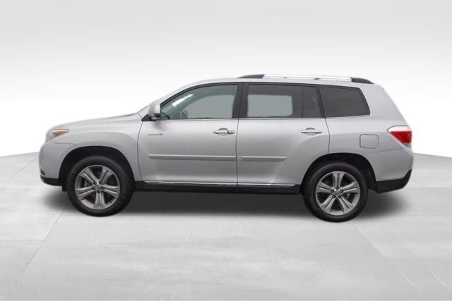 Used 2012 Toyota Highlander Limited w/ Tow Pkg image 7