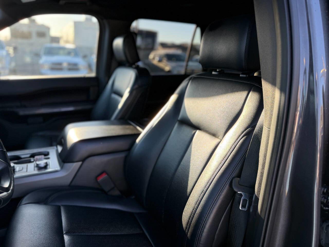 Used 2019 Ford Expedition XLT w/ Equipment Group 201A image 16