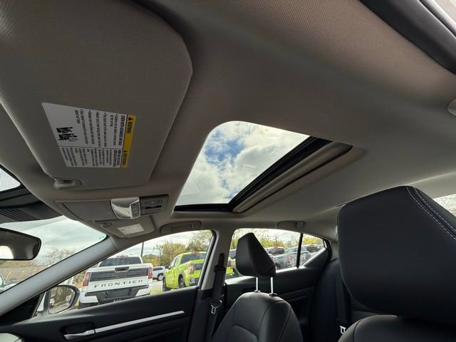 New 2025 Nissan Altima 2.5 SL image 14