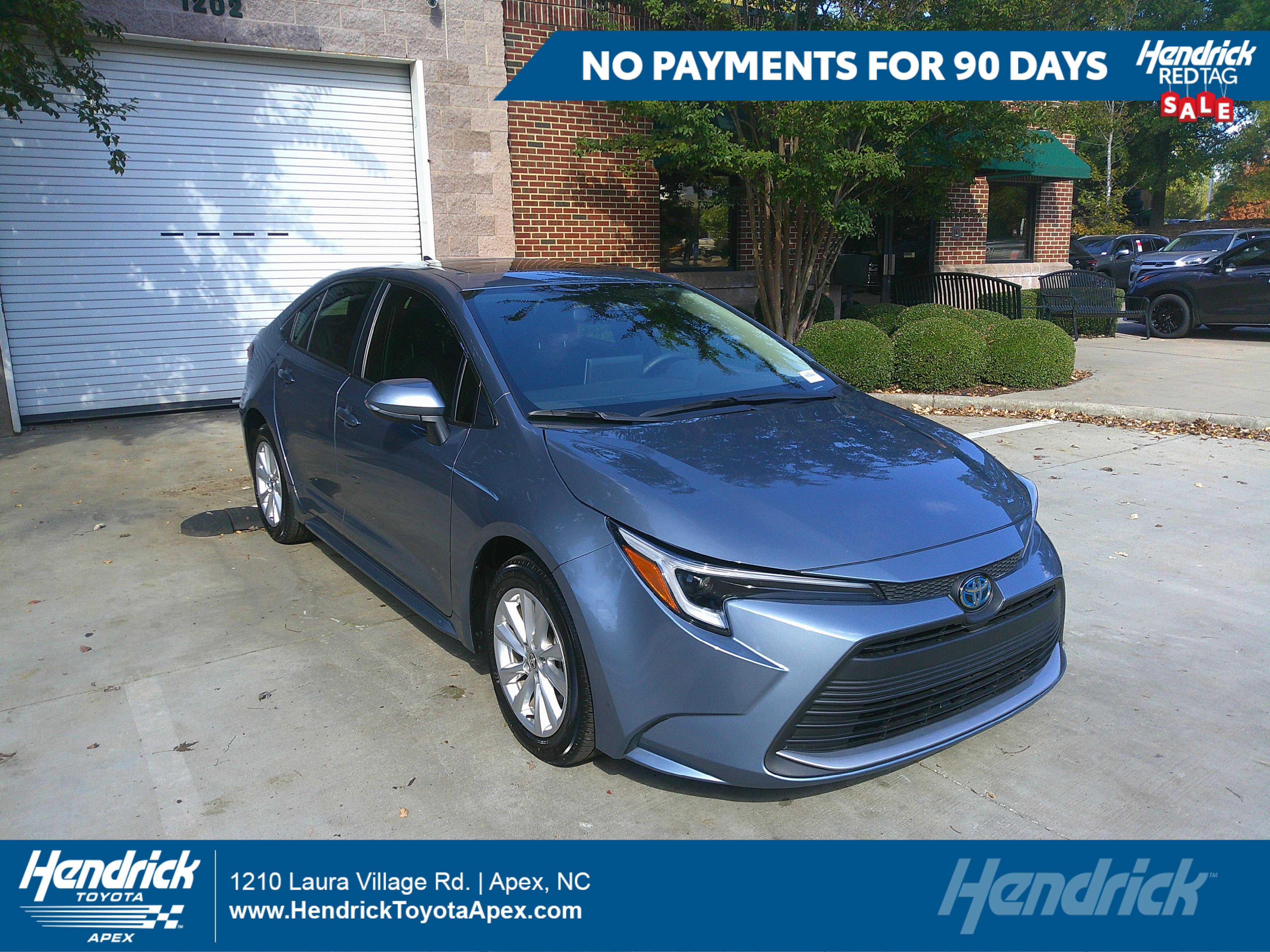 Used 2025 Toyota Corolla XLE