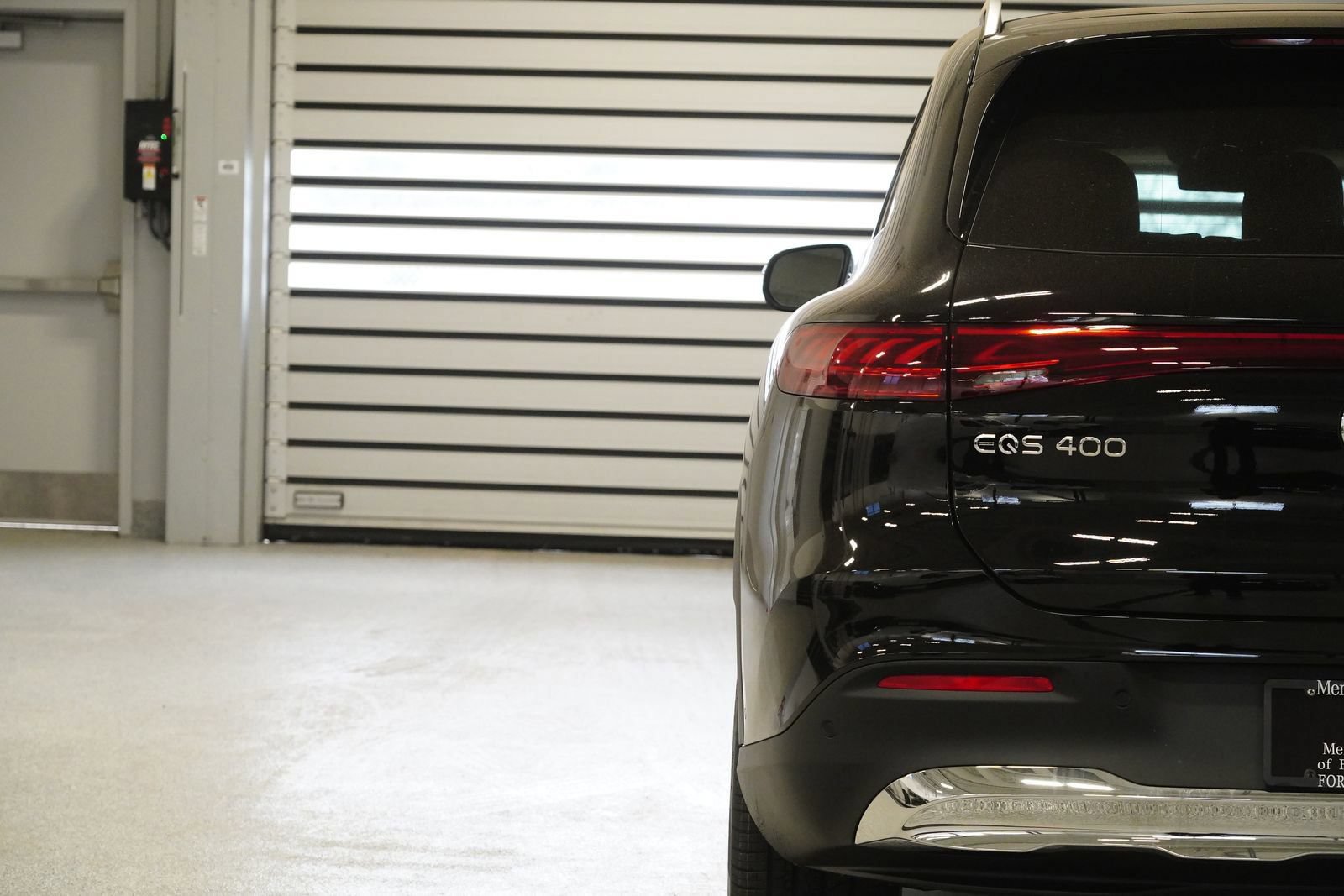New 2026 Mercedes-Benz EQS 400 4MATIC SUV image 12