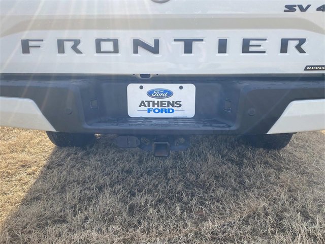 Used 2023 Nissan Frontier SV w/ Midnight Edition Package image 5