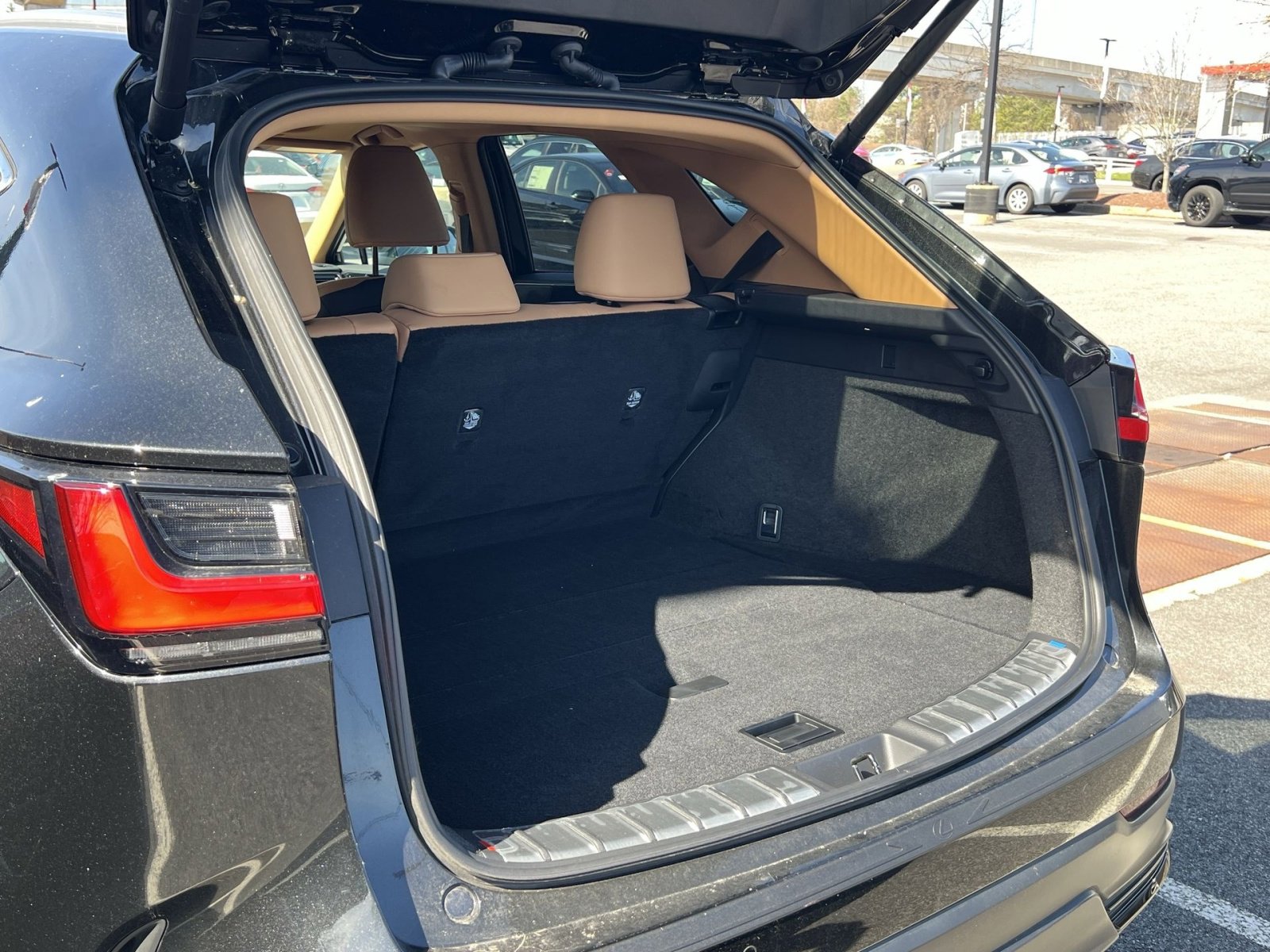 Used 2025 Lexus NX 350 AWD w/ Accessory Package (2T) image 21