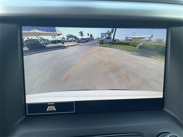 Used 2023 GMC Acadia SLT image 15