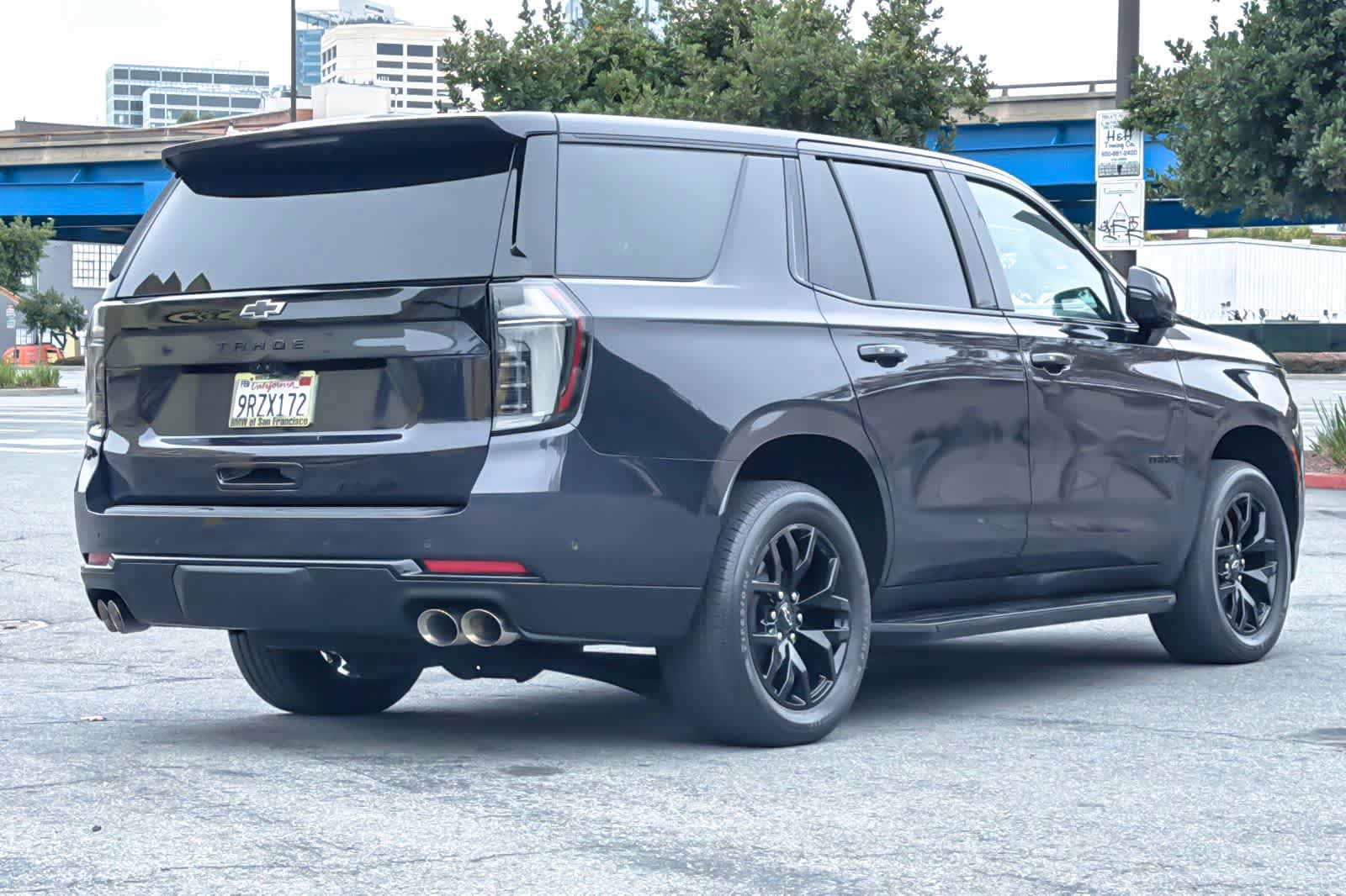 Used 2025 Chevrolet Tahoe RST w/ RST Performance Edition AWD/4WD image 2