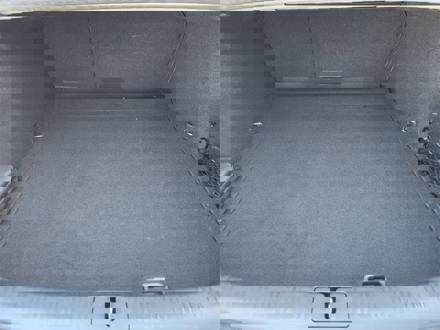 Used 2023 Genesis G70 3.3T w/ Sport Prestige Package image 24