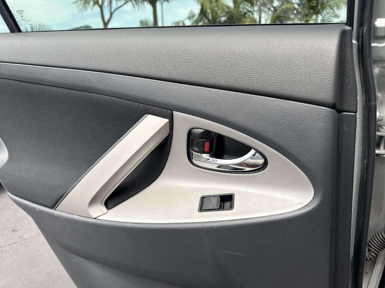 Used 2007 Toyota Camry SE FWD image 24