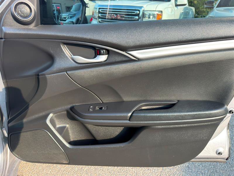Used 2019 Honda Civic Sport image 22