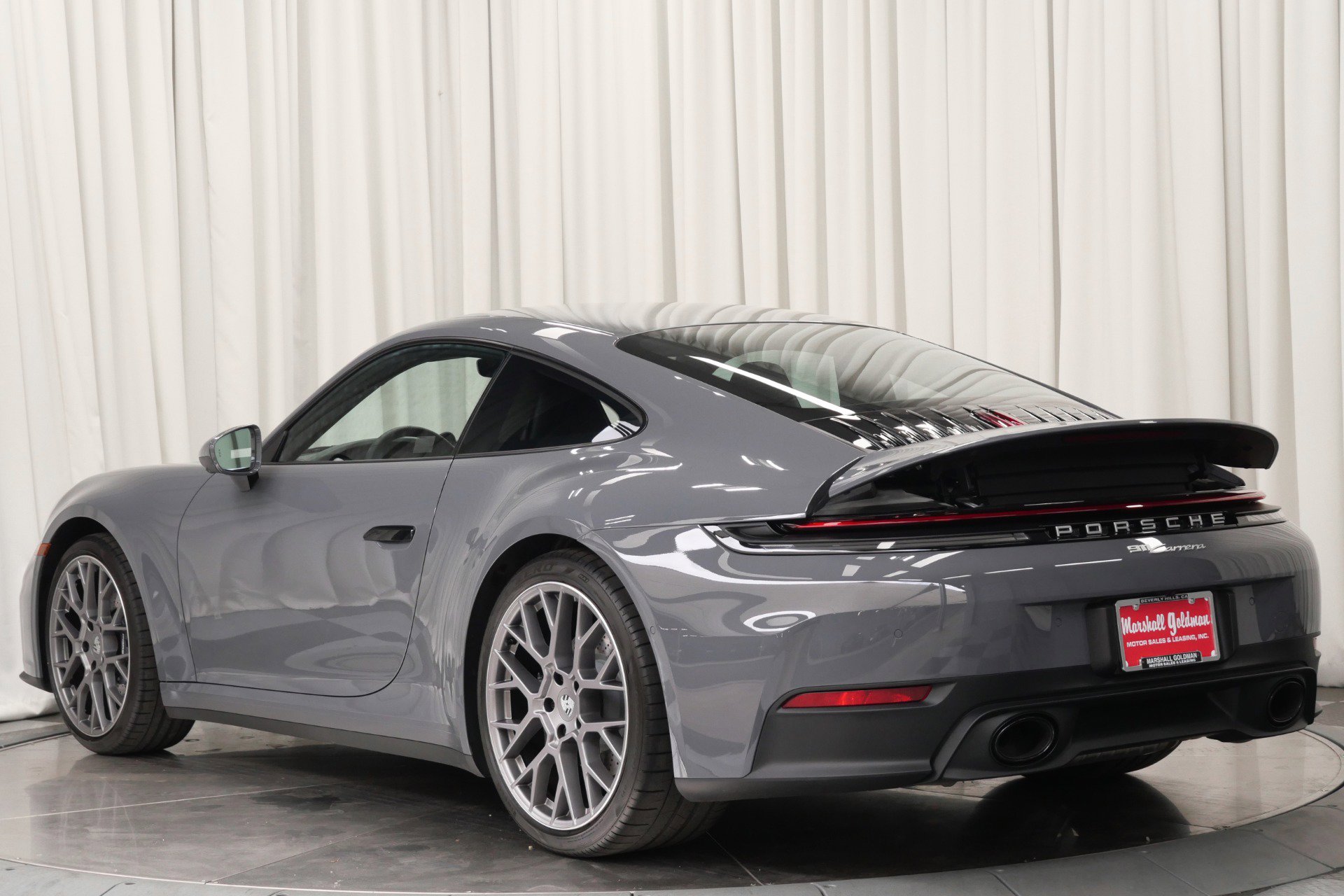 Used 2025 Porsche 911 Carrera w/ Premium Package image 7