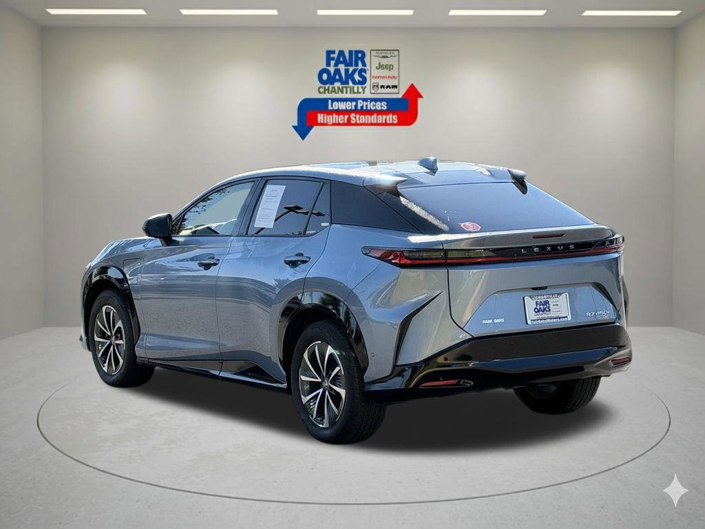 Used 2023 Lexus RZ 450e Premium w/ Technology Package AWD/4WD image 10