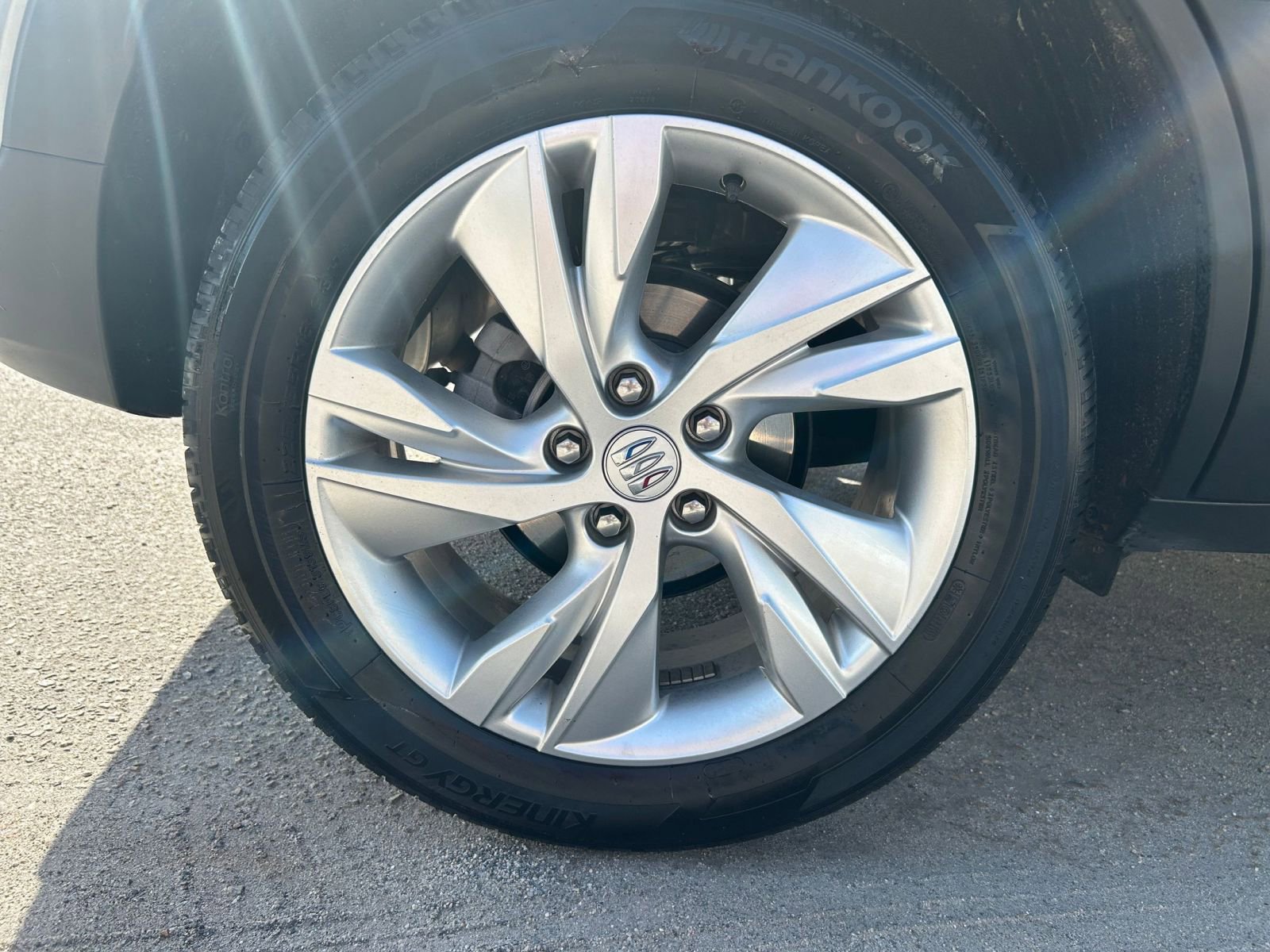 Used 2025 Buick Encore GX Preferred FWD image 24