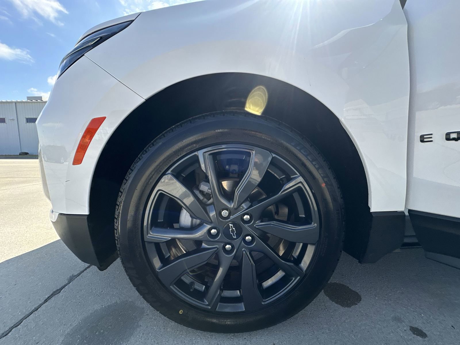 Used 2022 Chevrolet Equinox RS w/ LPO, Floor Liner Package FWD image 32