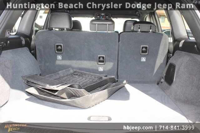 Used 2023 Jeep Grand Cherokee Trailhawk image 44