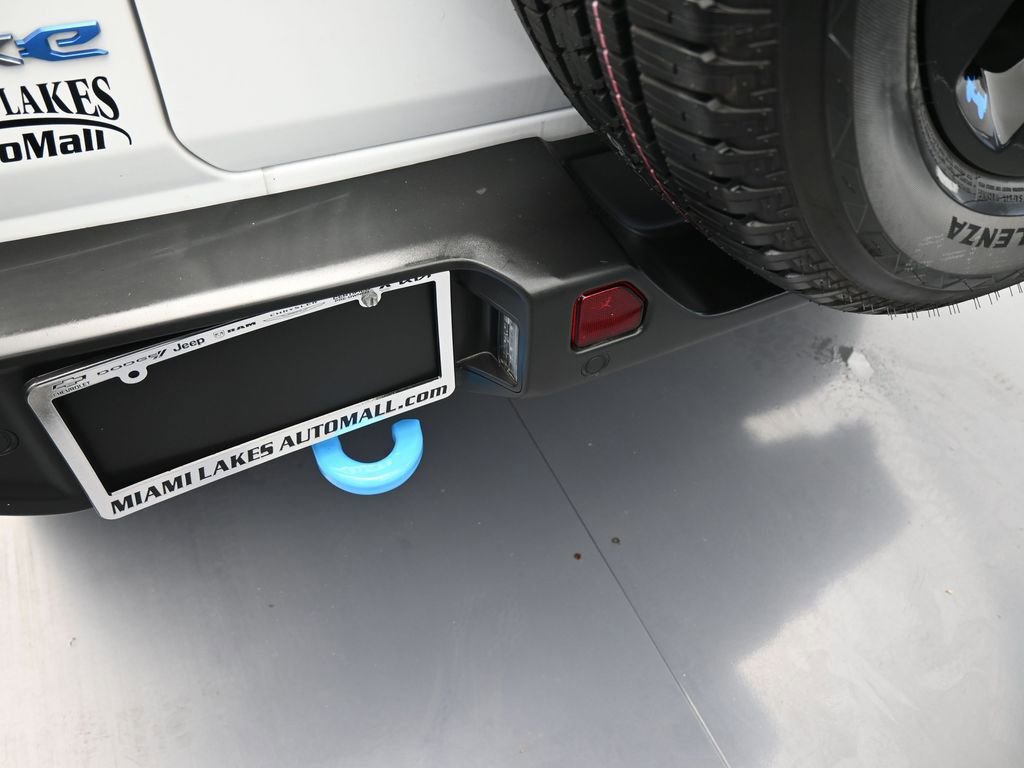 Used 2022 Jeep Wrangler Unlimited Sahara w/ Safety Group image 41