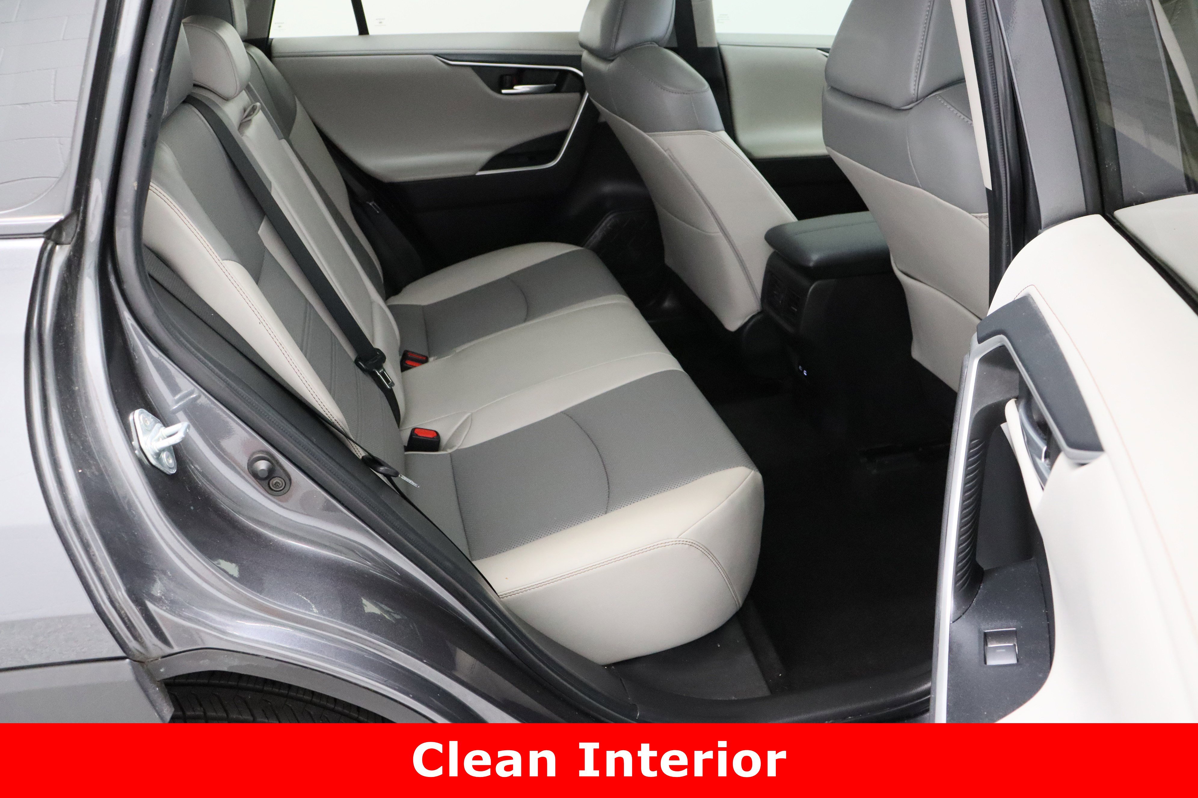 Used 2023 Toyota RAV4 Limited image 37