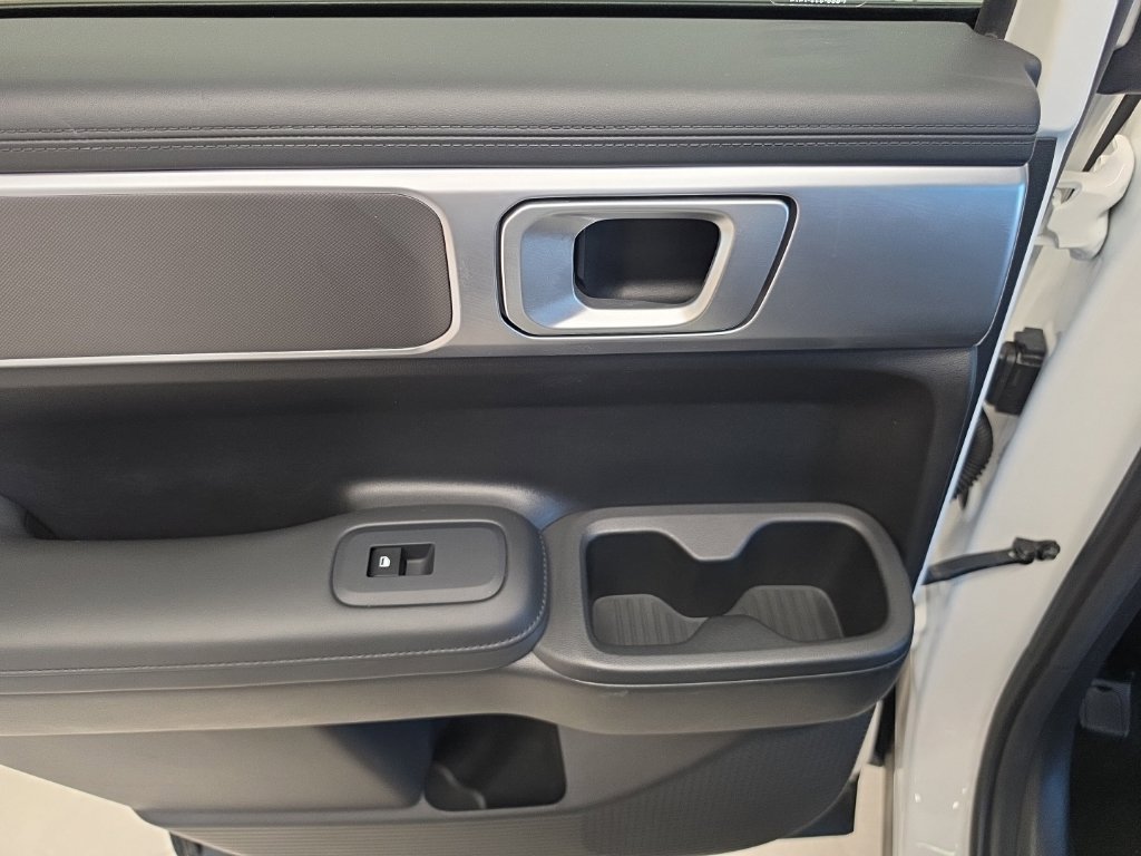 Used 2026 Hyundai Santa Fe SEL AWD/4WD image 51