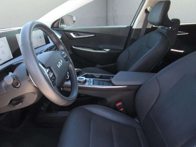 Used 2024 Kia EV6 Wind w/ Wind Technology Package AWD/4WD image 15