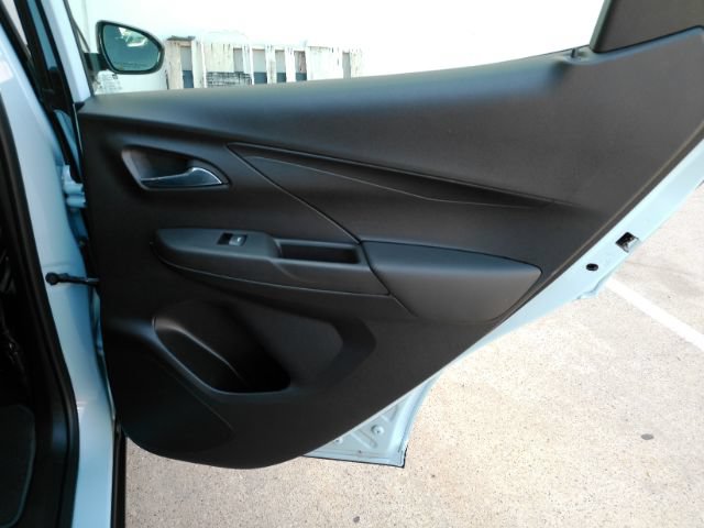 Used 2023 Chevrolet Bolt LT FWD image 23