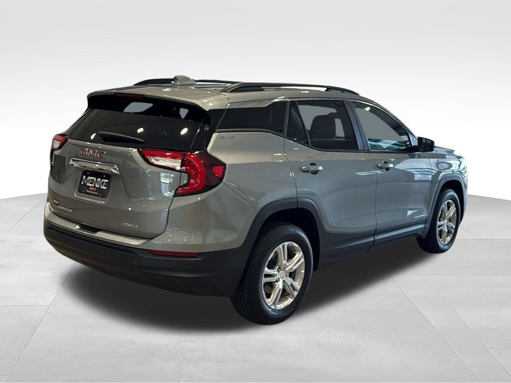 Used 2023 GMC Terrain SLE w/ Driver Convenience Package AWD/4WD image 7