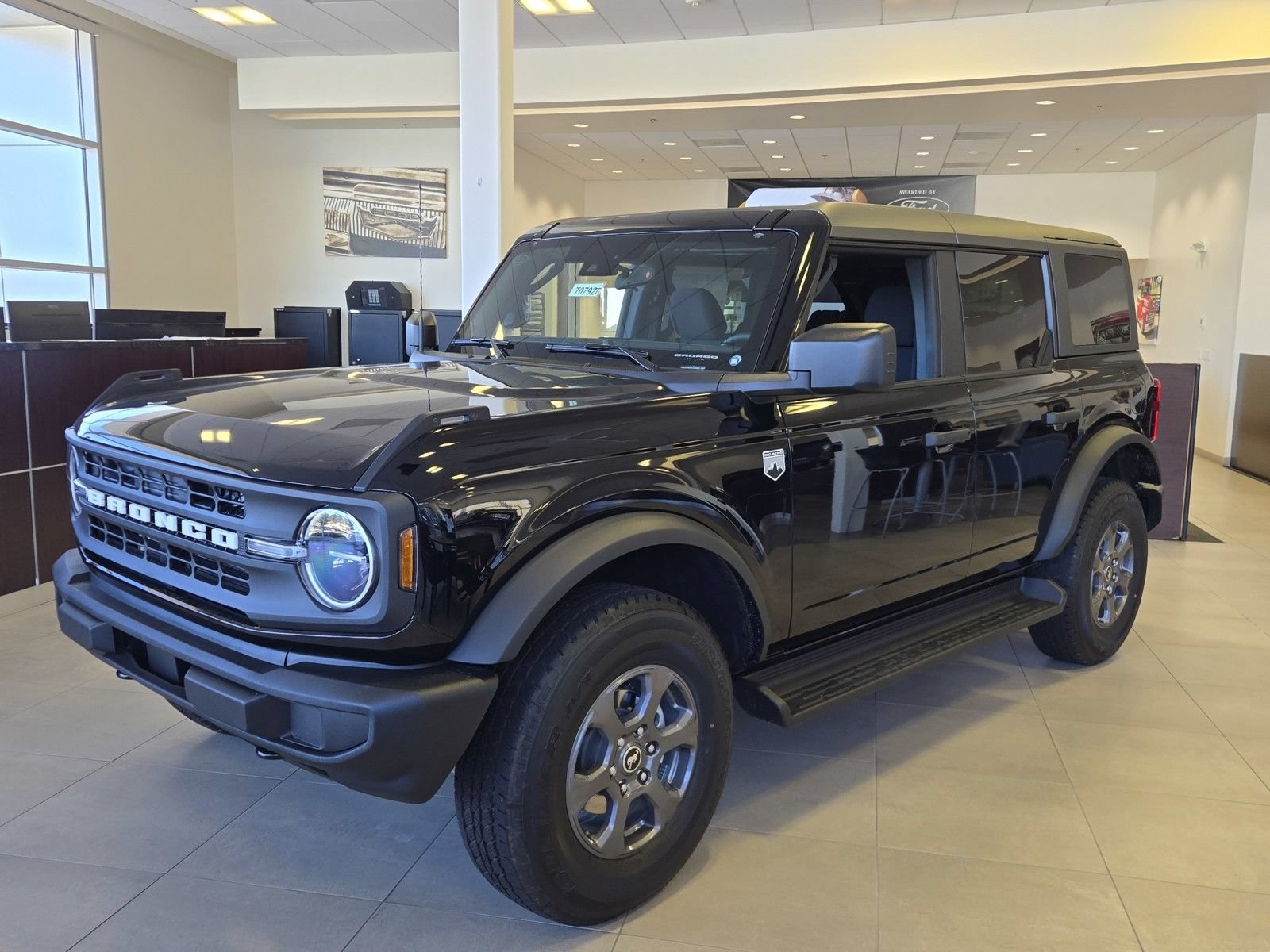 New 2026 Ford Bronco Big Bend AWD/4WD image 2