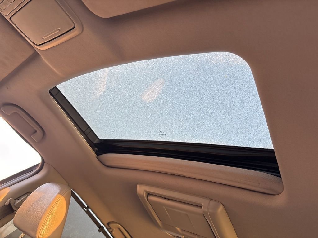 Used 2017 Honda Pilot Touring image 6