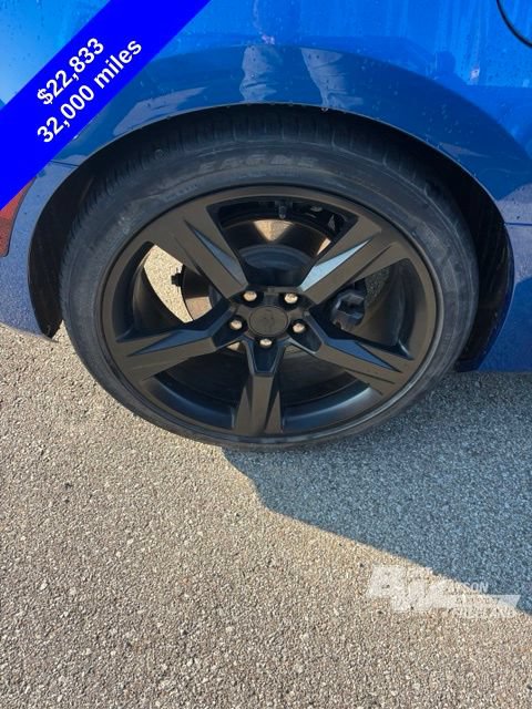 Used 2018 Chevrolet Camaro LT w/ RS Package RWD image 14