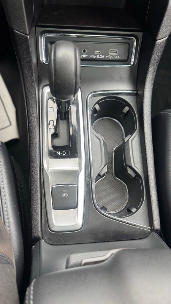 Used 2024 Subaru Ascent Limited w/ Technology Package image 14