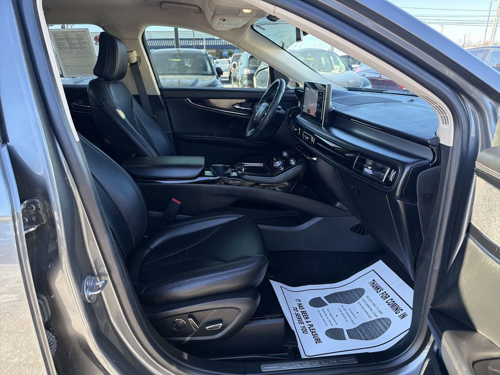 Certified 2023 Lincoln Nautilus AWD w/ Premium Package image 15