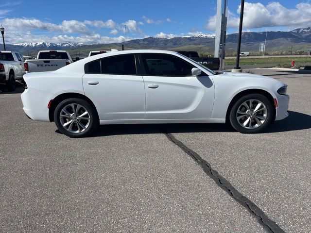 Used 2022 Dodge Charger SXT w/ Cold Weather Package image 2