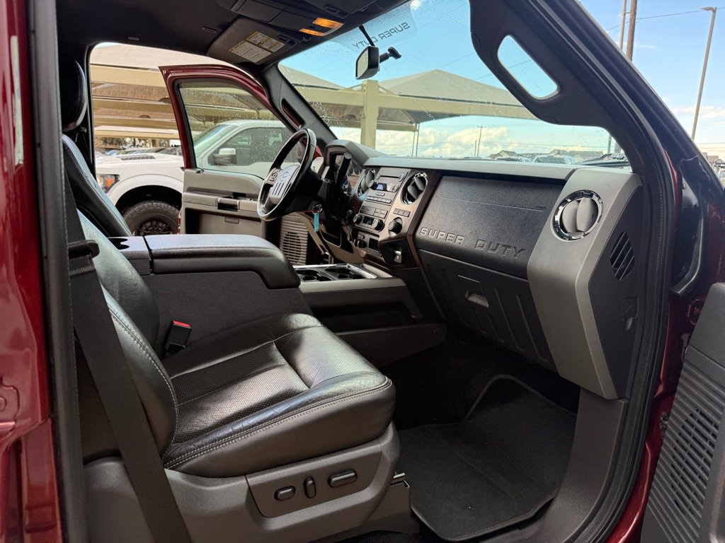 Used 2012 Ford F350 Lariat image 18