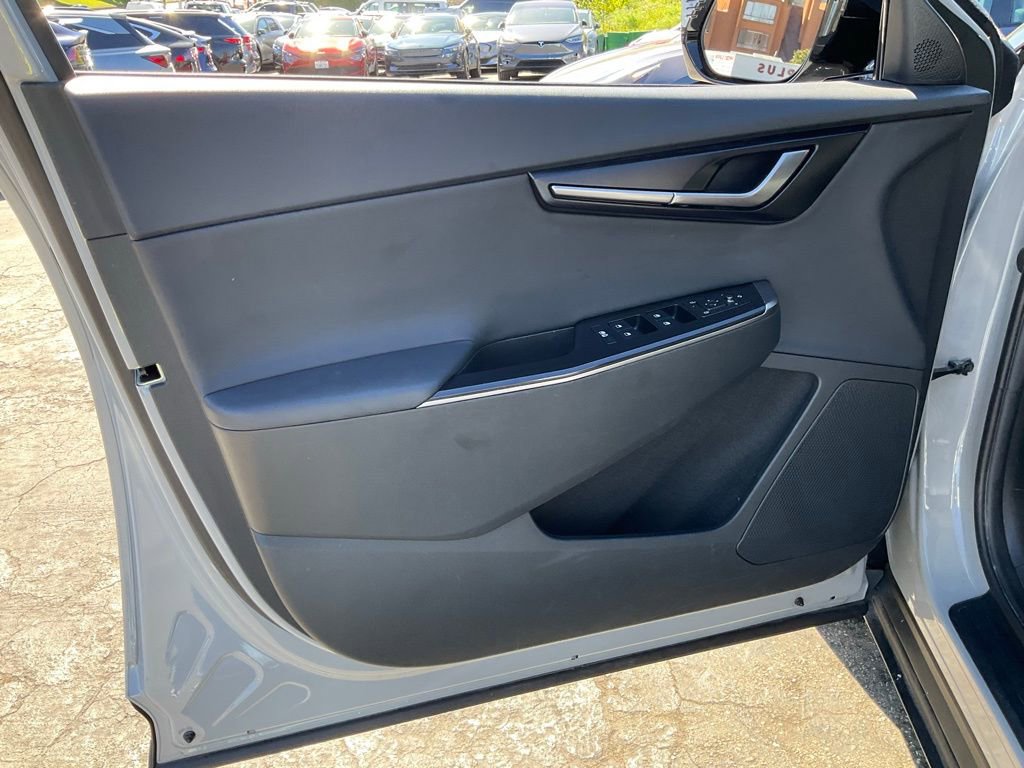 Used 2025 Kia EV6 Light image 23
