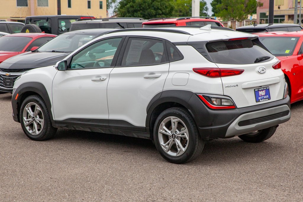 Used 2023 Hyundai Kona SEL image 7