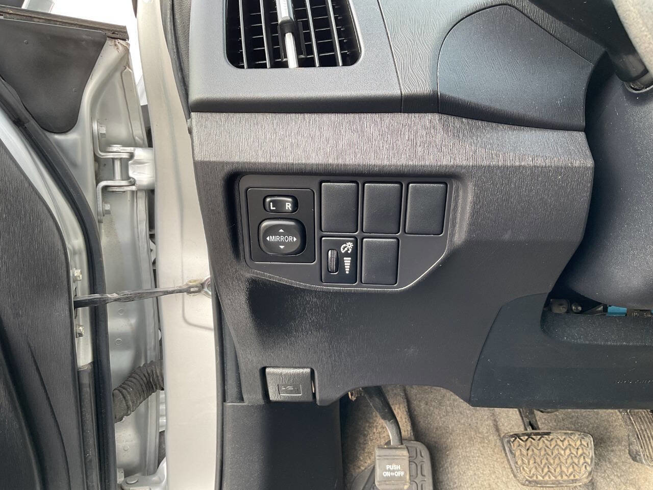 Used 2012 Toyota Prius Three image 16