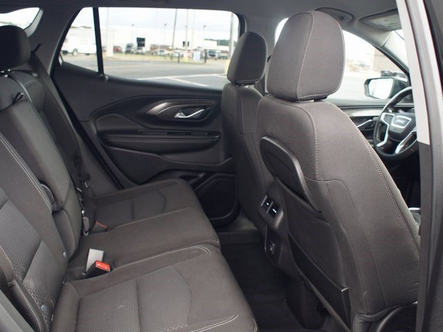 Used 2024 GMC Terrain SLE image 20