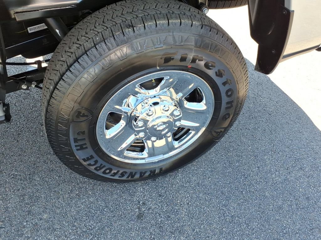 New 2026 RAM 2500 Tradesman w/ Chrome Appearance Group AWD/4WD image 5