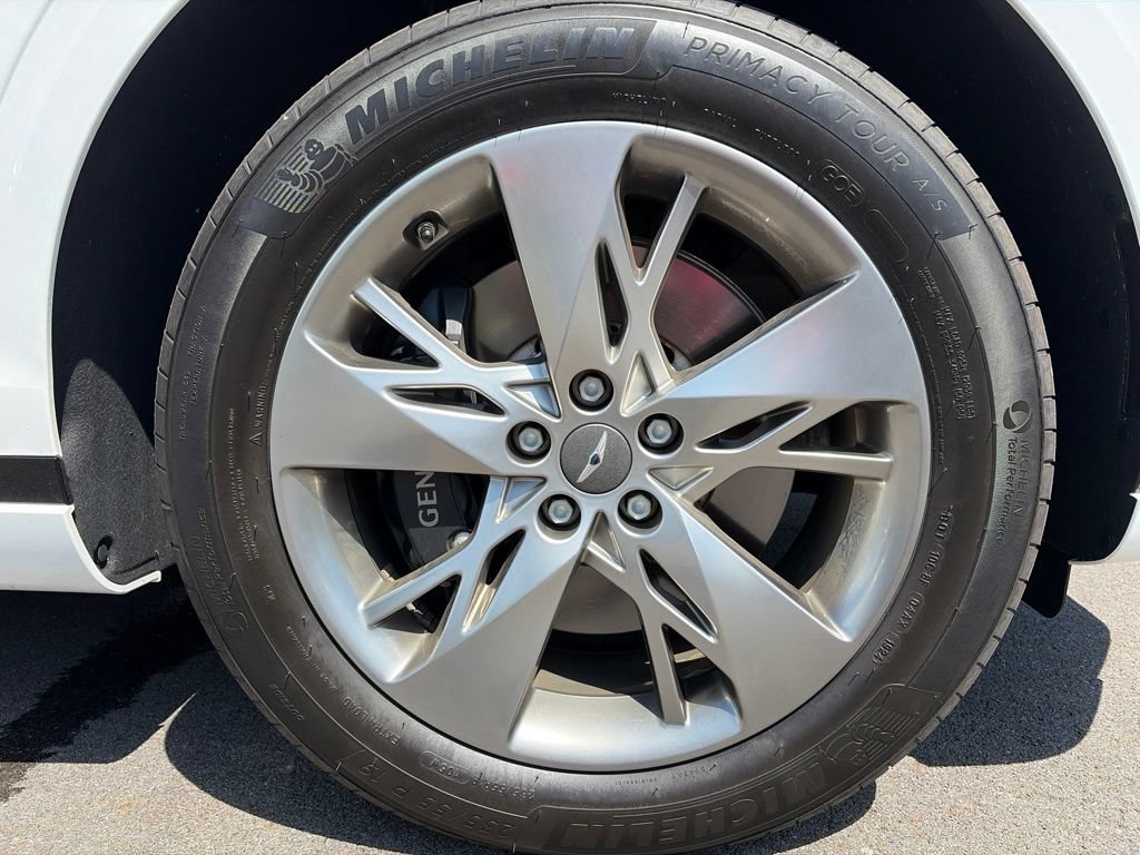 Certified 2025 Genesis GV70 3.5T Sport AWD/4WD image 24