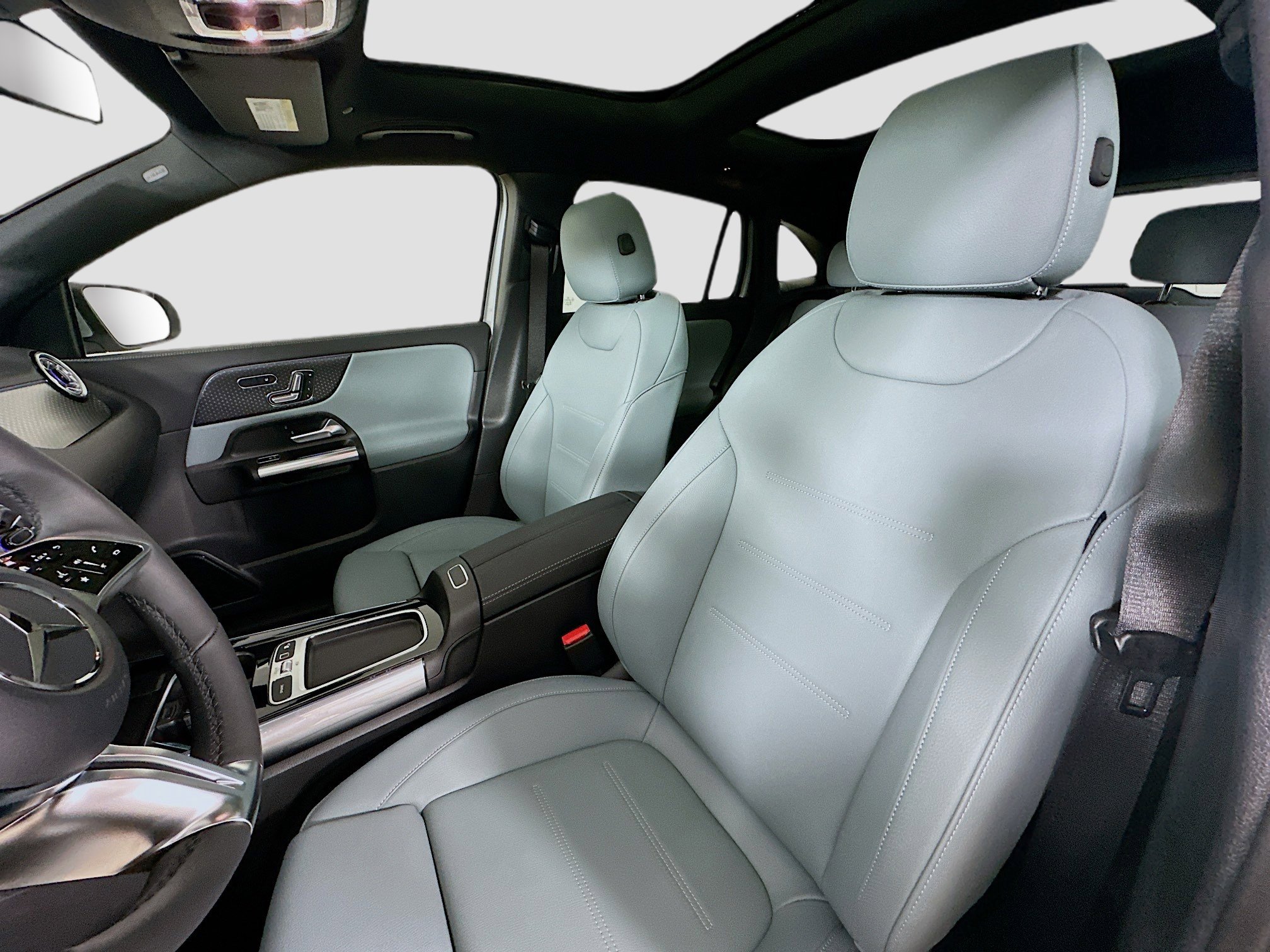 Used 2026 Mercedes-Benz GLA 250 4MATIC image 27